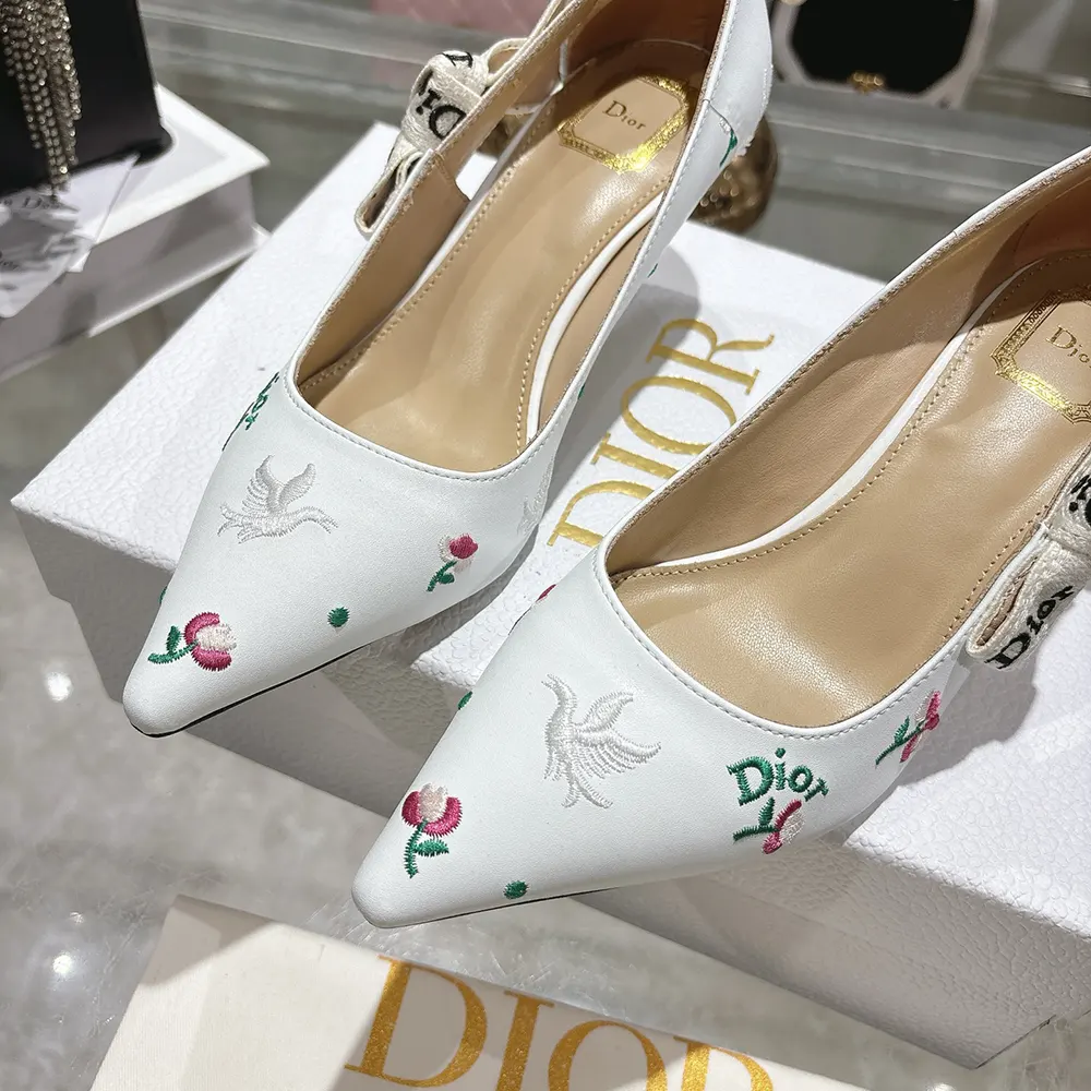 Dior Women Dioramour J’Adior Pump White Lambskin Embroidered with Multicolor Doves & Roses Motif - image 8