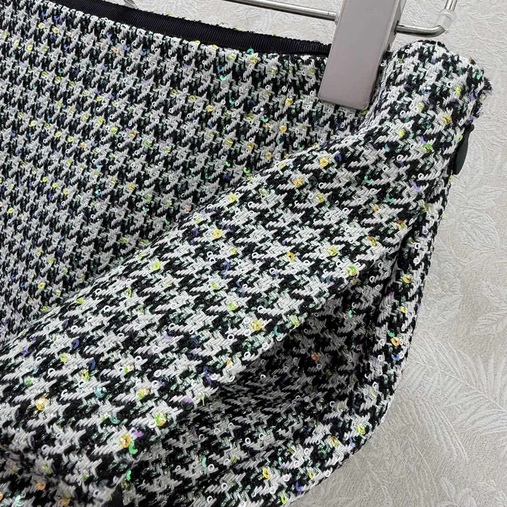 Dior Women Flared Miniskirt Black and White Houndstooth Virgin Wool Blend with Multicolor Sequins - image 7