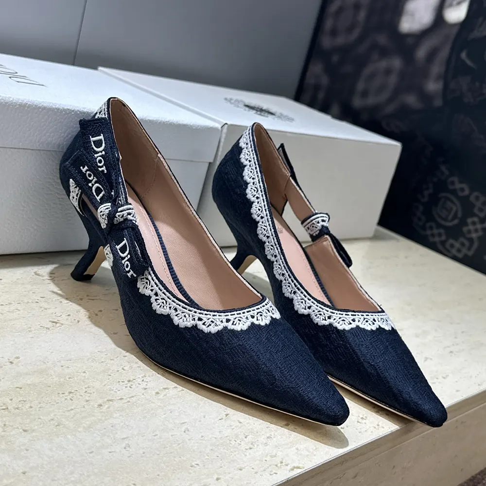 Dior Women J’Adior Pump Blue Dior Oblique Embroidered Cotton and White Lace - image 4