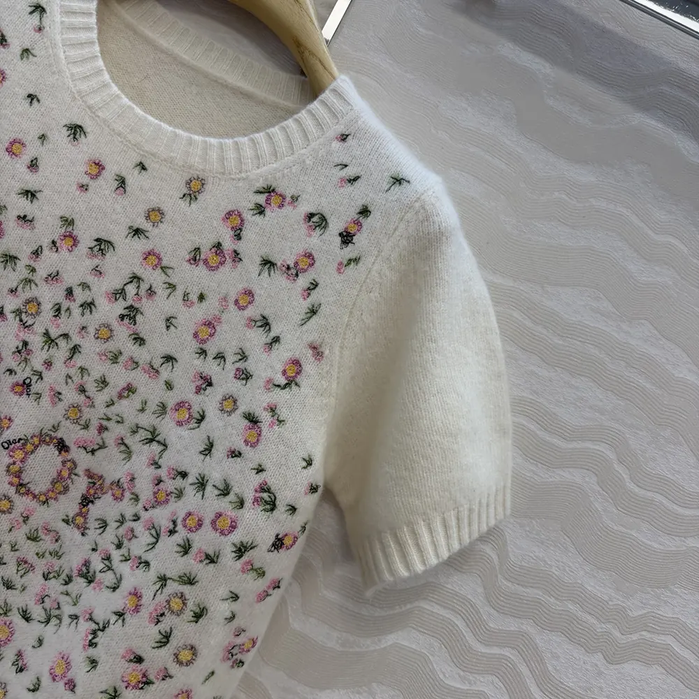 Dior Women Short-Sleeved Embroidered Sweater Multicolor Daisy Garden Cashmere Knit - image 7