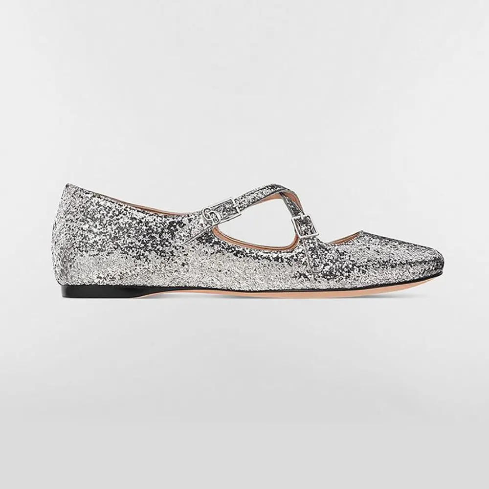 Side profile of Dior Women Very Dior Ballet Flat Silver-Tone laminated lambskin