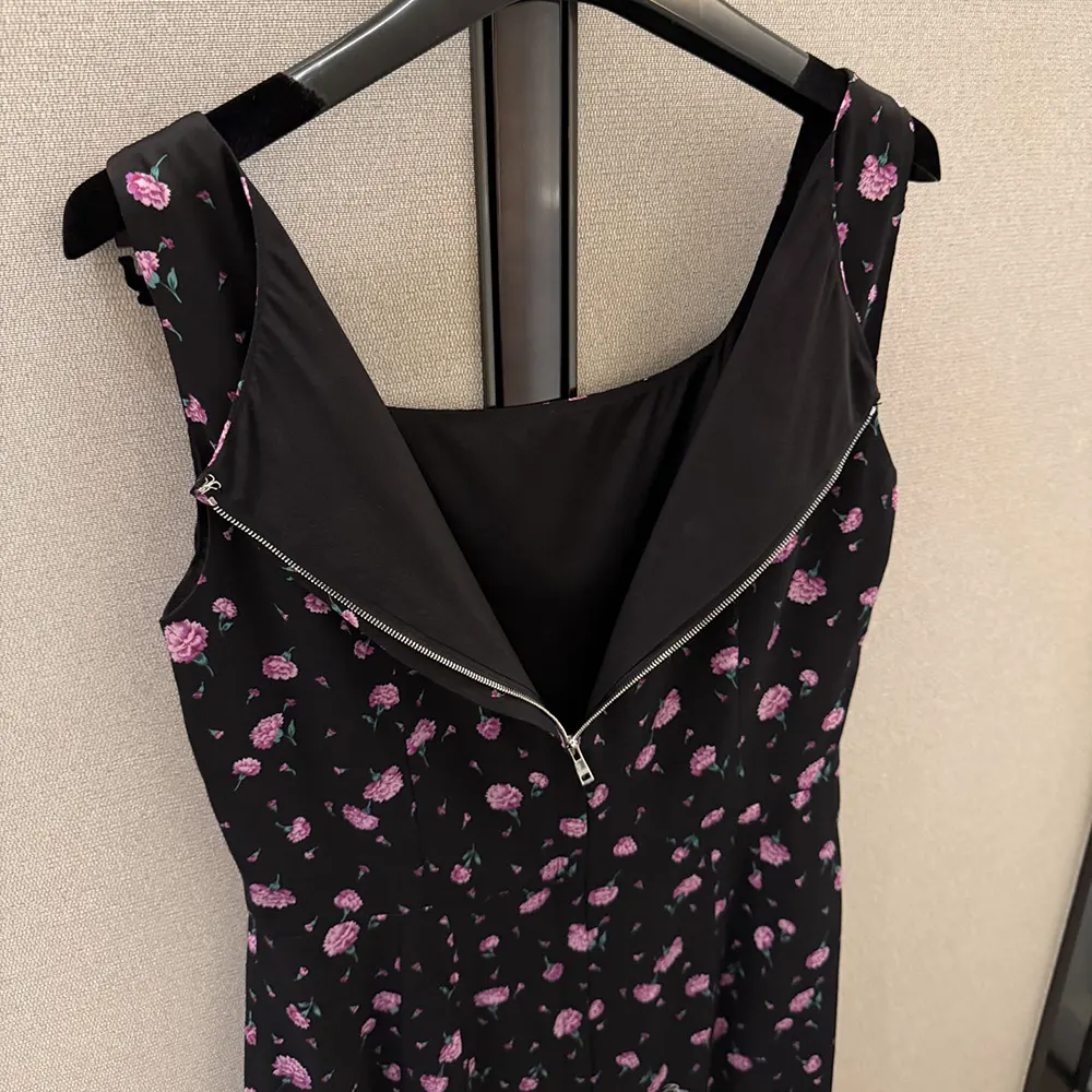 Dolce Gabbana D&G Women Carnations-Print Sheath Dress - image 7