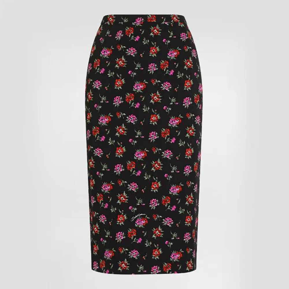 Front view of Dolce Gabbana D&G Women Floral-Print Straight Skirt in black