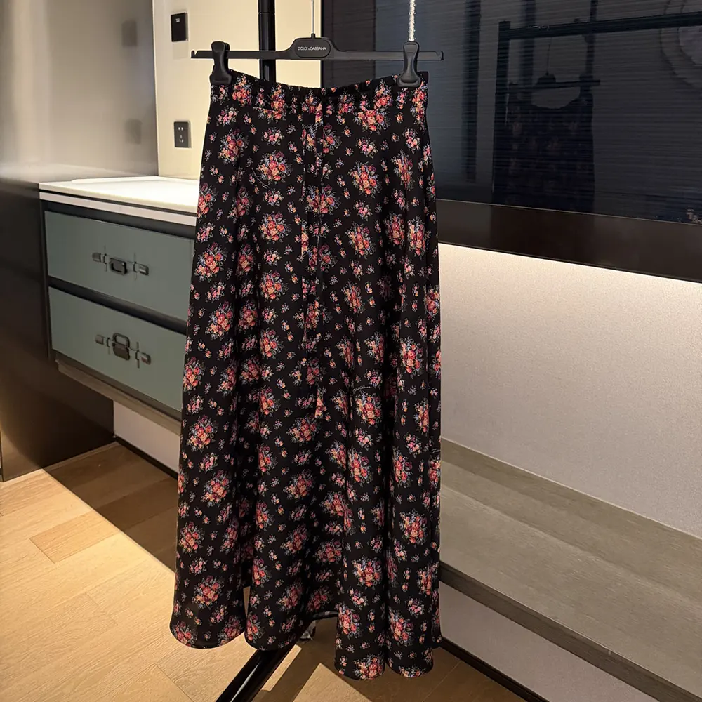 Dolce Gabbana D&G Women Floral-Print Straight Skirt - image 4
