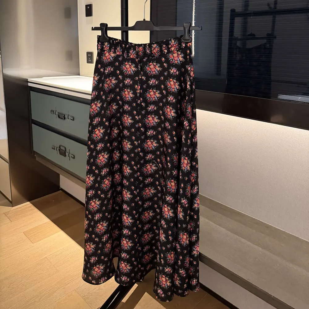 Side angle showing straight silhouette of Dolce Gabbana D&G floral skirt