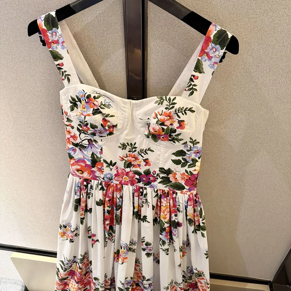 Dolce Gabbana D&G Women Flower Bouquet-Print Cotton Dress - image 6