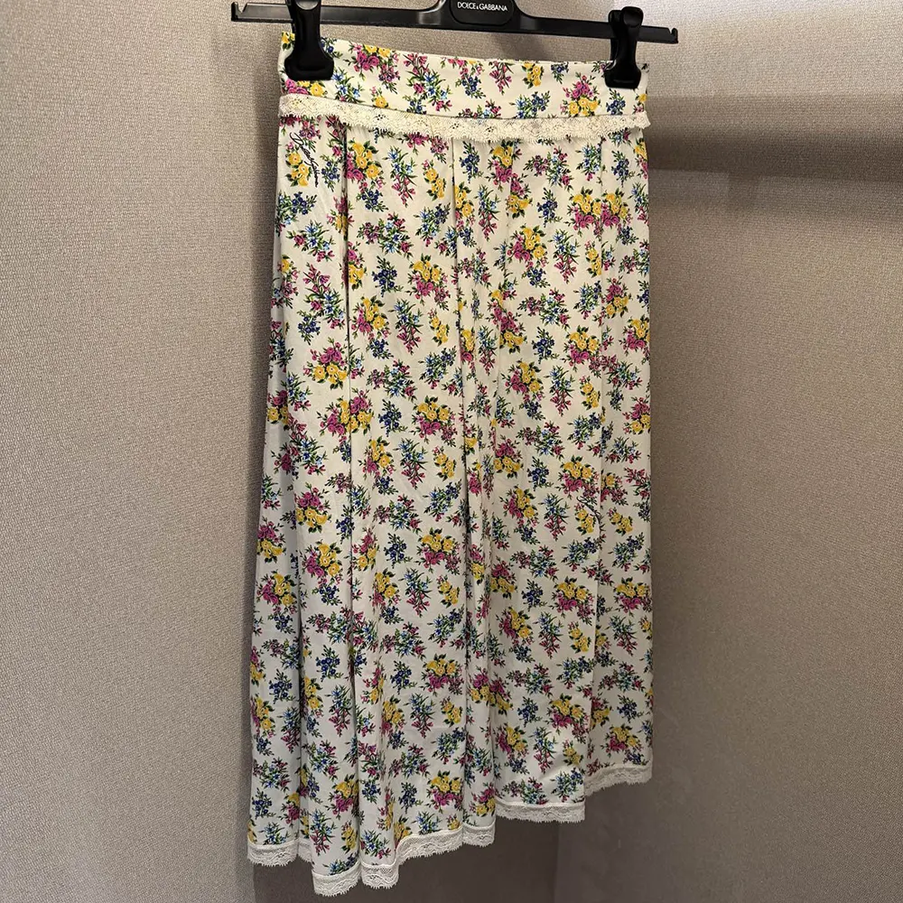 Dolce Gabbana D&G Women Small Floral-Print Poplin Skirt - image 5