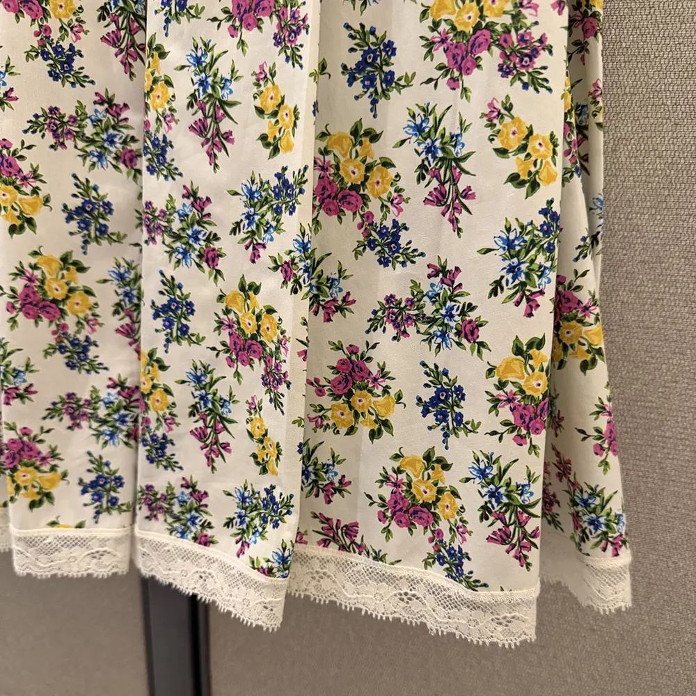 Dolce Gabbana D&G Women Small Floral-Print Poplin Skirt - image 10