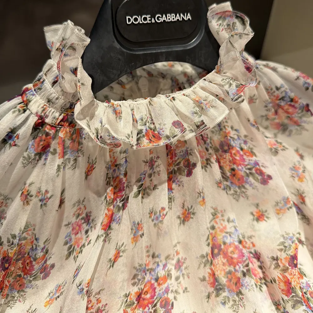 Dolce Gabbana D&G Women Small Flower Bouquets-Print Chiffon Top - image 6