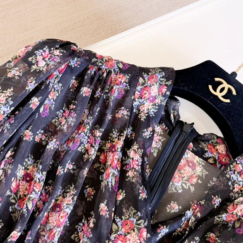 Dolce Gabbana D&G Women Small Flower Bouquets-print Chiffon Dress - image 7