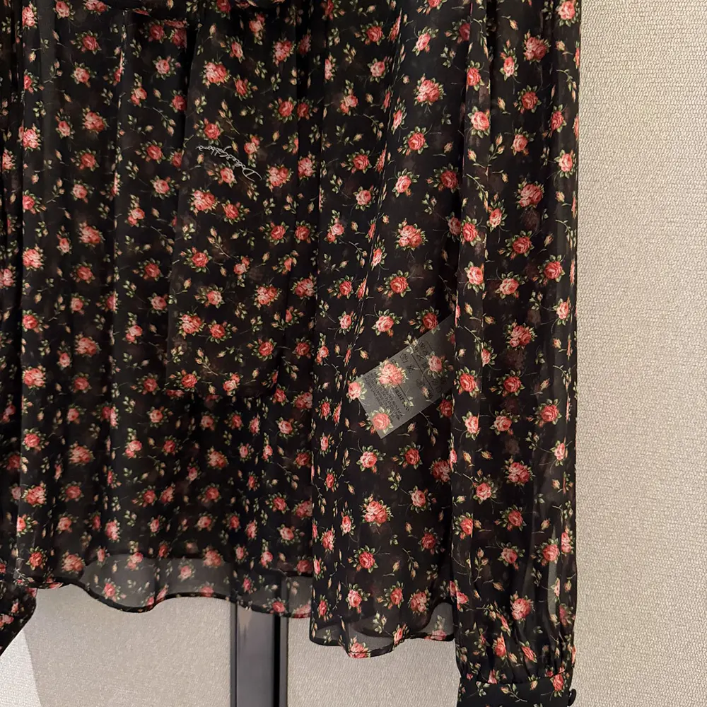 Dolce Gabbana D&G Women Small Rose-Print Chiffon Top - image 9