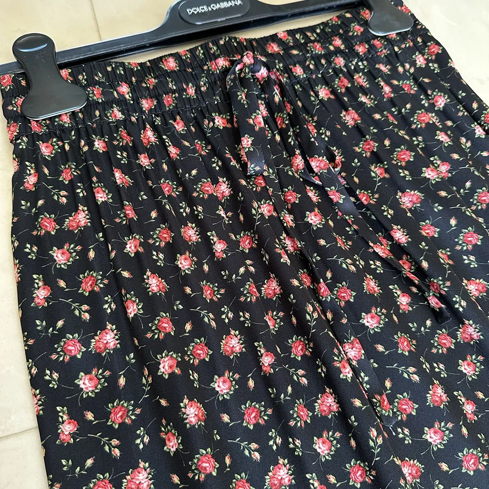 Dolce Gabbana D&G Women Small Rose-Print Skirt With Flounce - image 7