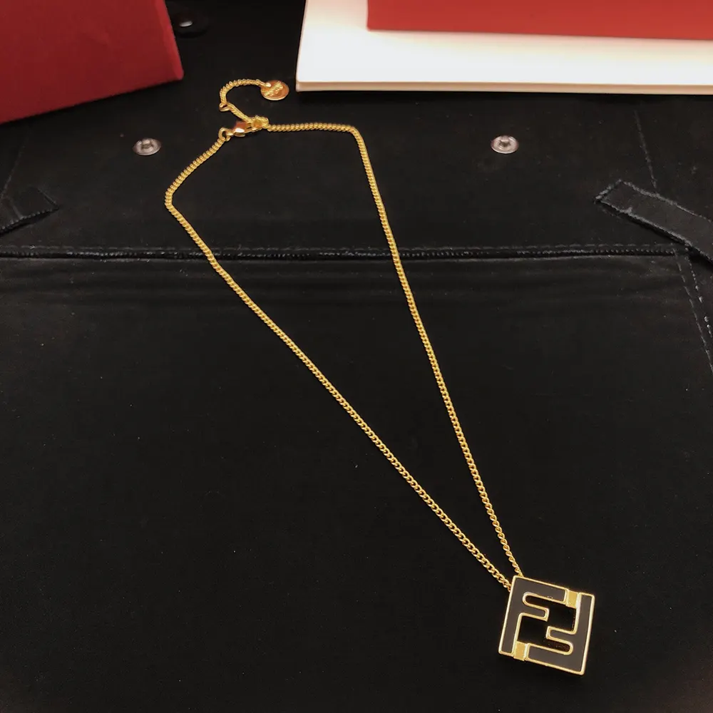 Front view of Fendi Women Forever Fendi Necklace showcasing black metal links