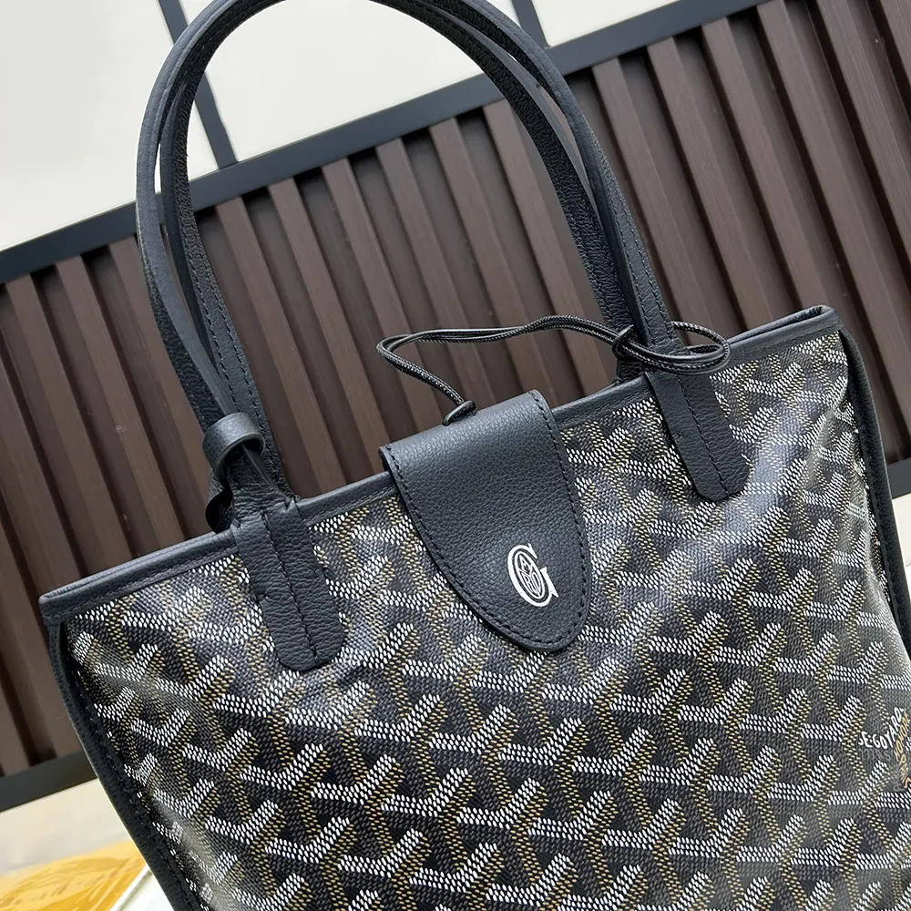 Goyard Unisex Anjou Mini Bag-Black - image 6