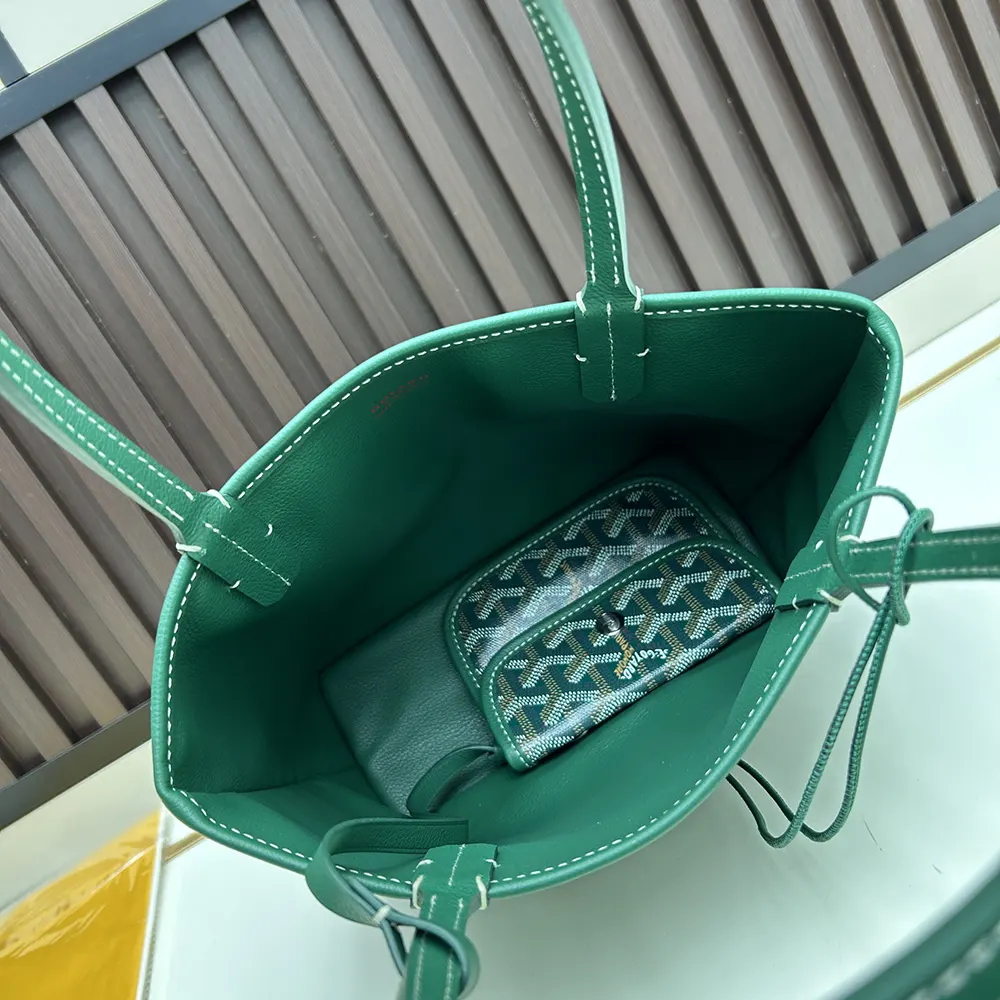 Goyard Unisex Anjou Mini Bag-Green - image 6