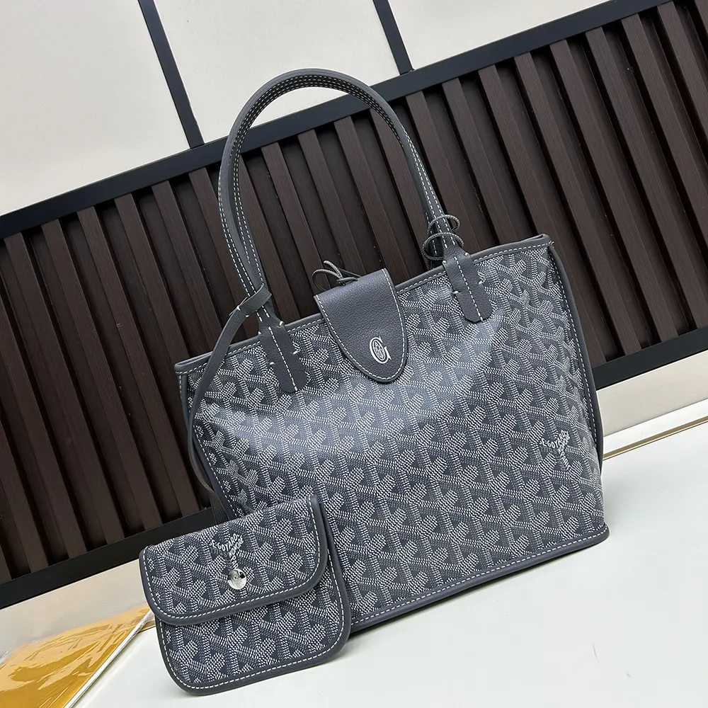 Close-up of silver hardware on Goyard Unisex Anjou Mini Bag-Grey