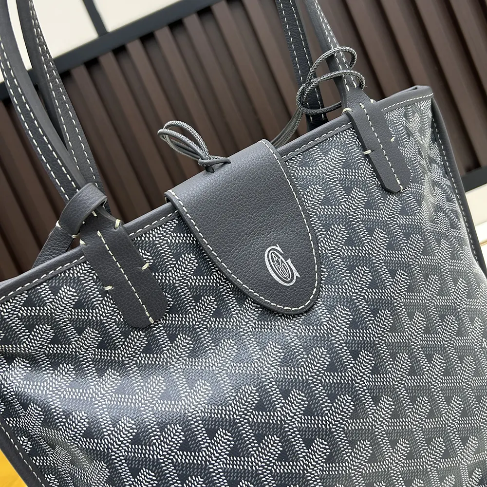 Goyard Unisex Anjou Mini Bag-Grey - image 6