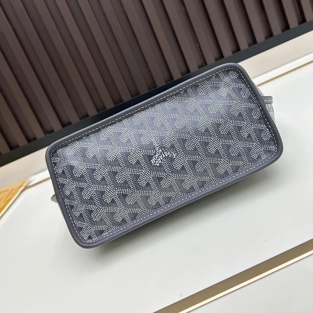 Goyard Unisex Anjou Mini Bag-Grey - image 5