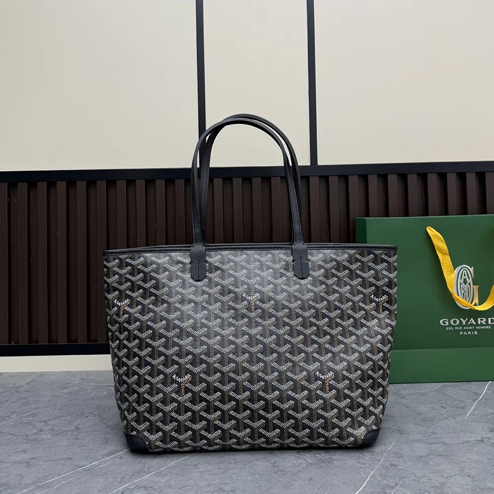 Close-up of zipper and polished hardware on Goyard Artois Pm Bag-Black