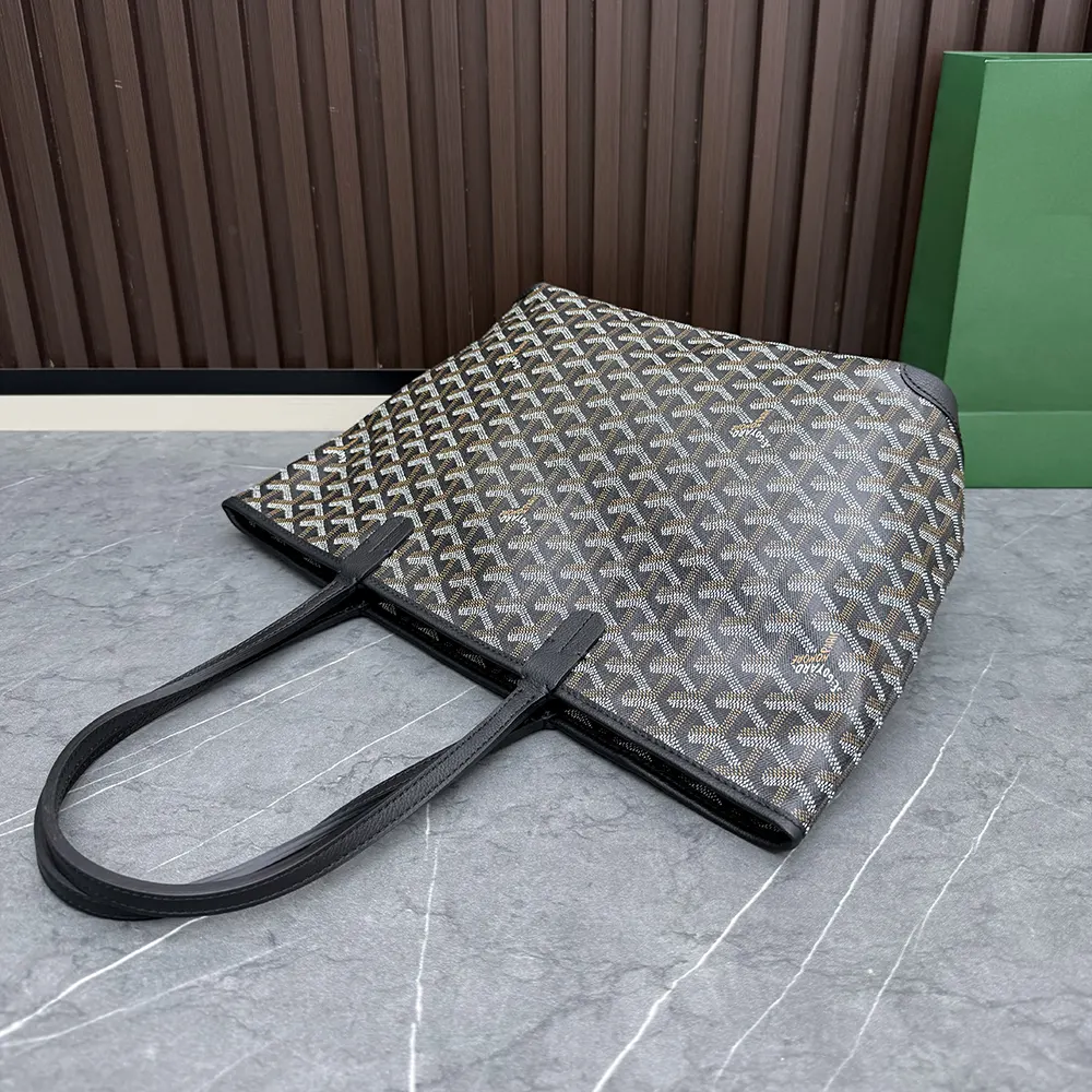 Goyard Unisex Artois Pm Bag-Black - image 4