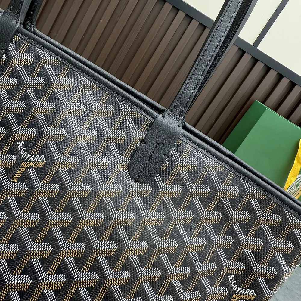Goyard Unisex Artois Pm Bag-Black - image 6