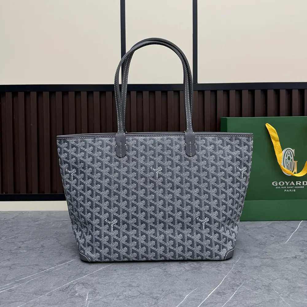 Close-up on signature Goyardine canvas detail of Artois Pm Bag-Grey
