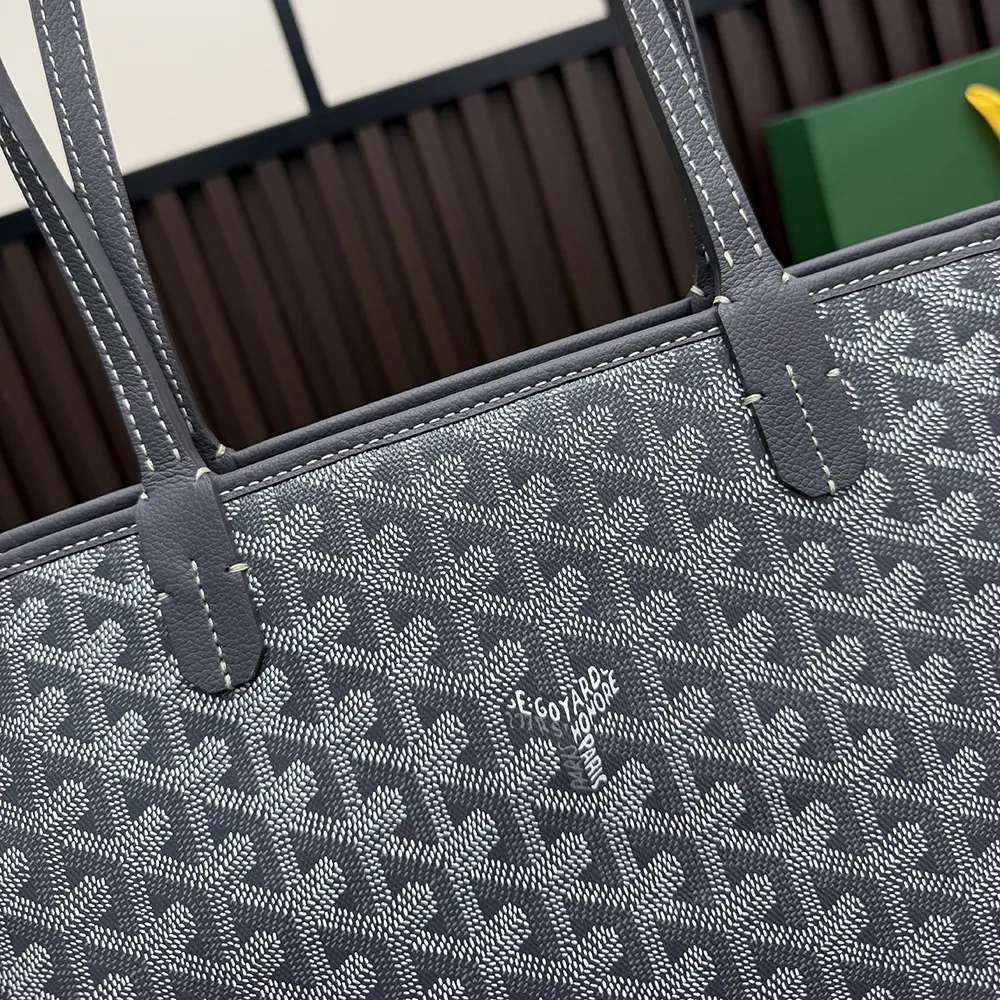 Goyard Unisex Artois Pm Bag-Grey - image 7