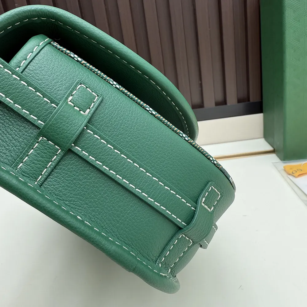 Goyard Unisex Belvedere Mm Bag-Green - image 6
