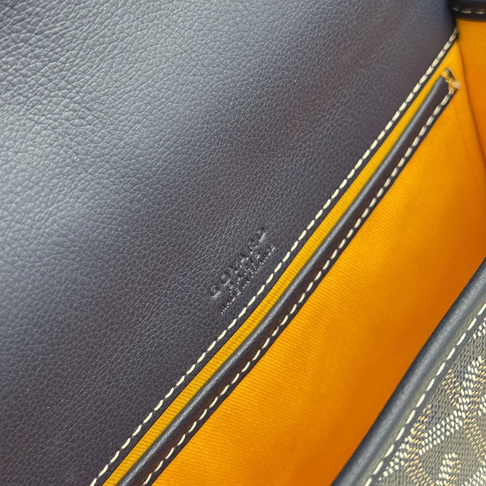 Goyard Unisex Belvedere Mm Bag-Navy - image 9