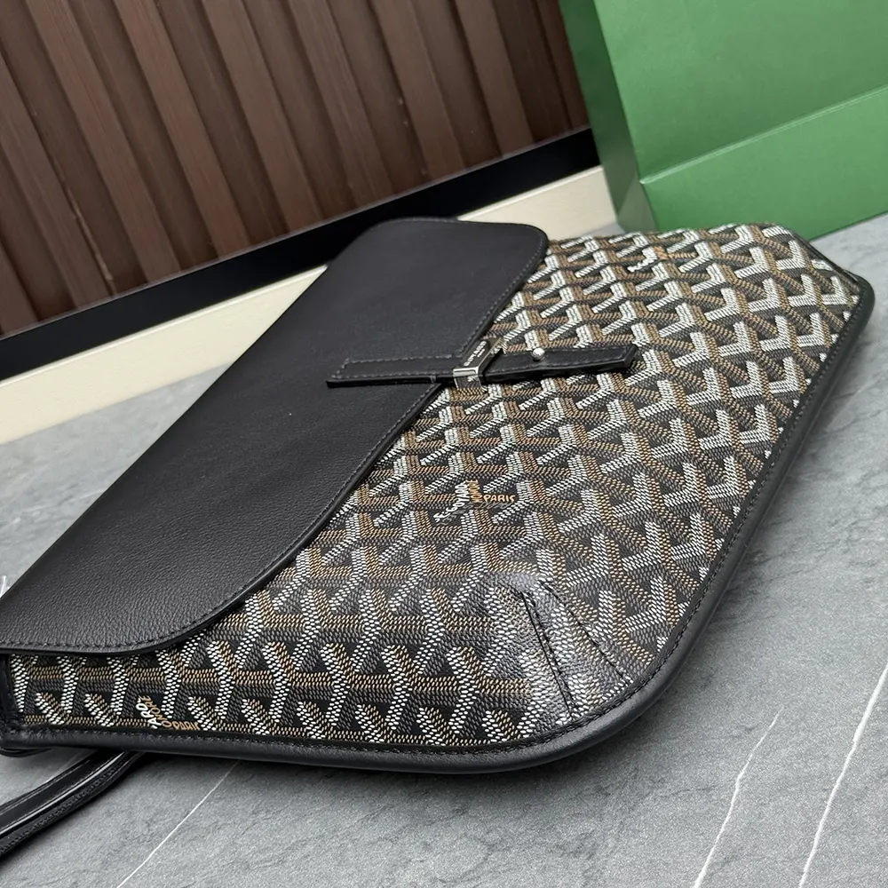 Goyard Unisex Coursier Messenger Bag-Black - image 5