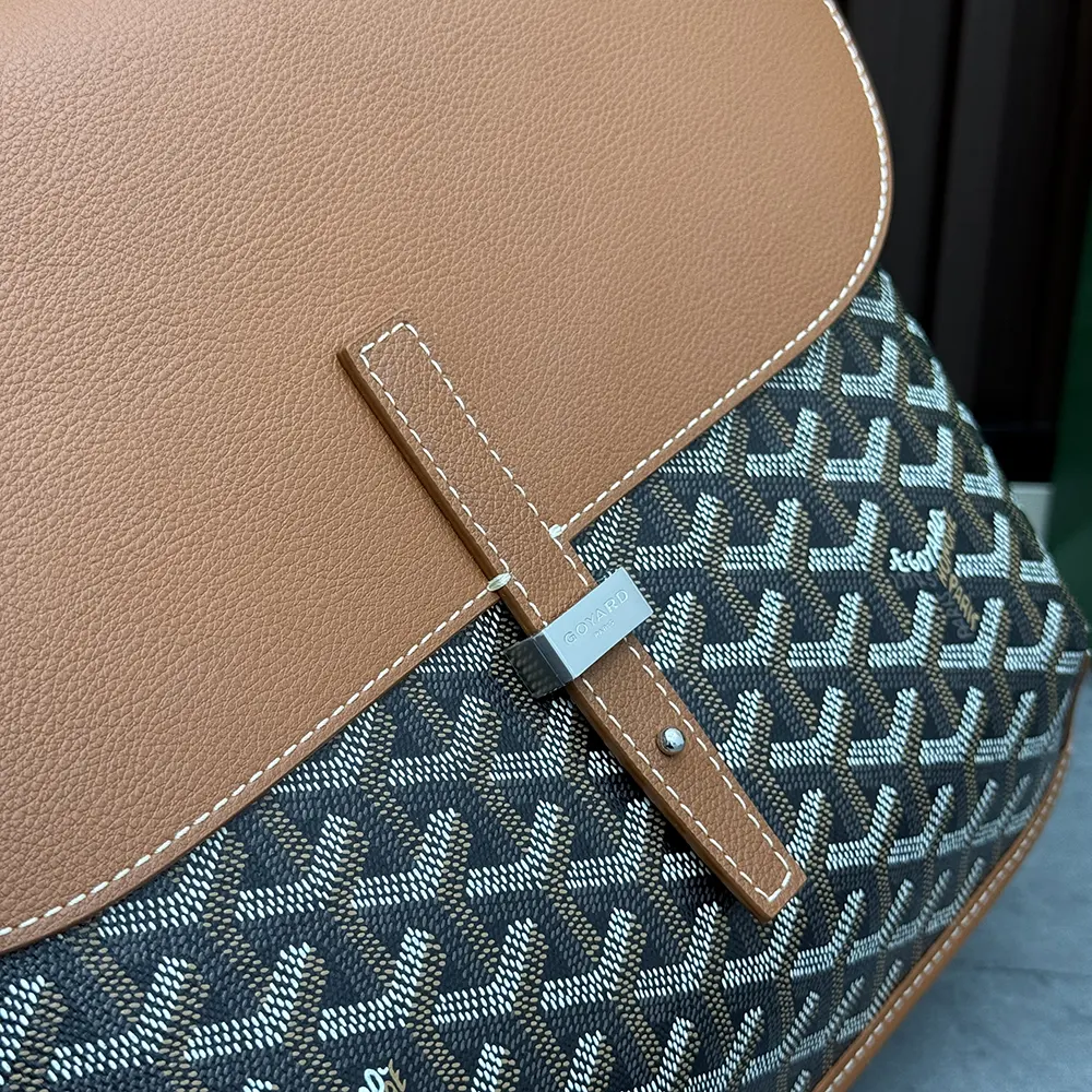 Goyard Unisex Coursier Messenger Bag-Tan - image 6