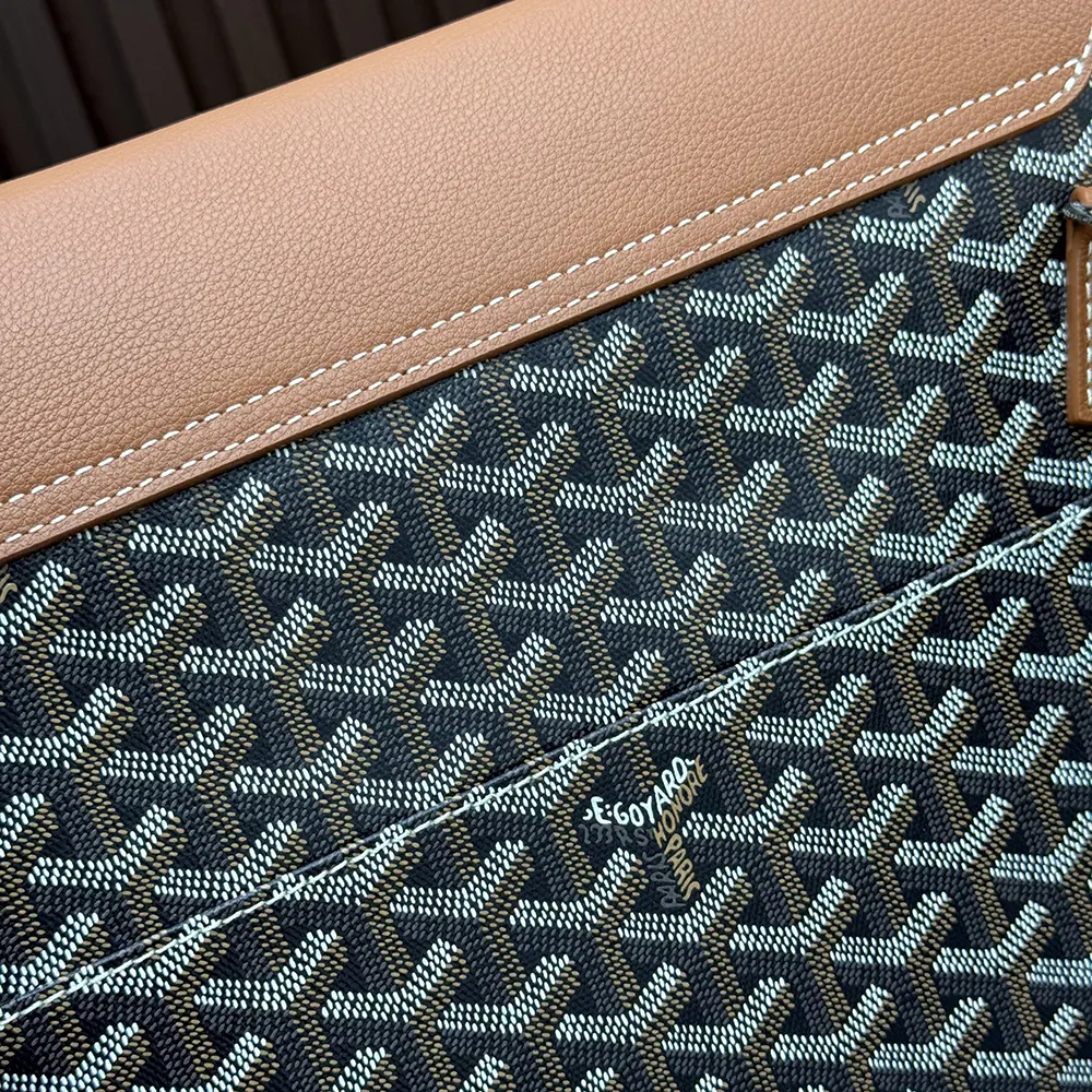 Goyard Unisex Coursier Messenger Bag-Tan - image 9