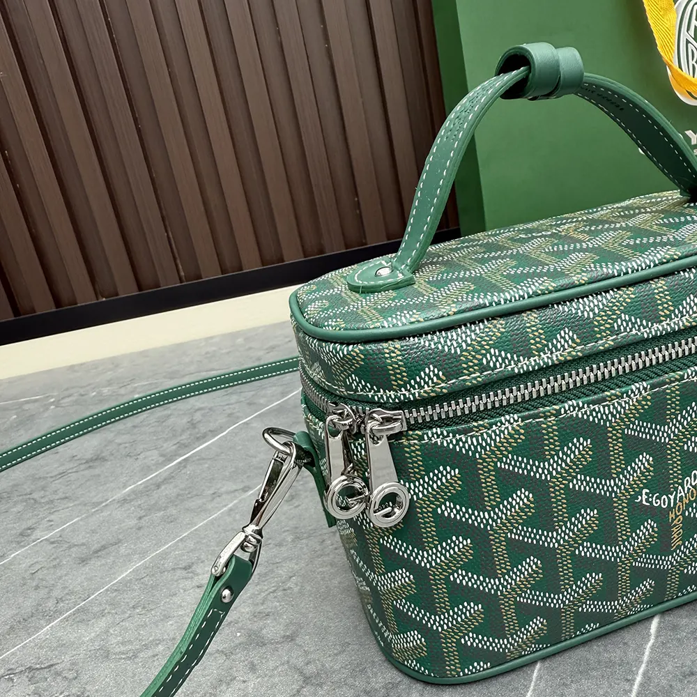 Goyard Unisex Muse Mini Vanity-Green - image 6