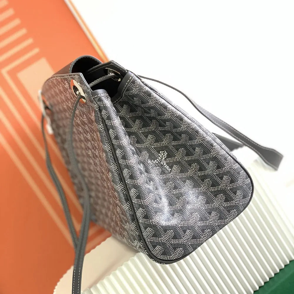 Goyard Unisex Rouette Souple Bag-Grey - image 5