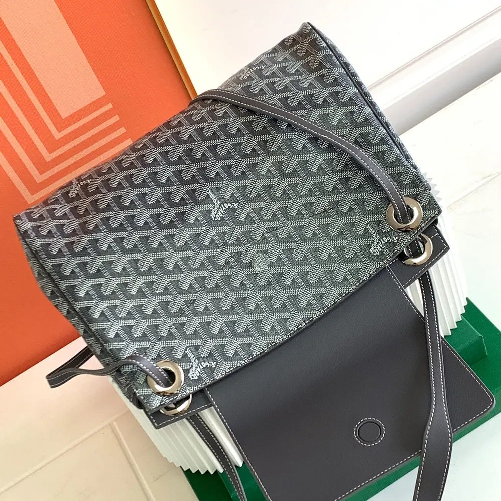 Goyard Unisex Rouette Souple Bag-Grey - image 4