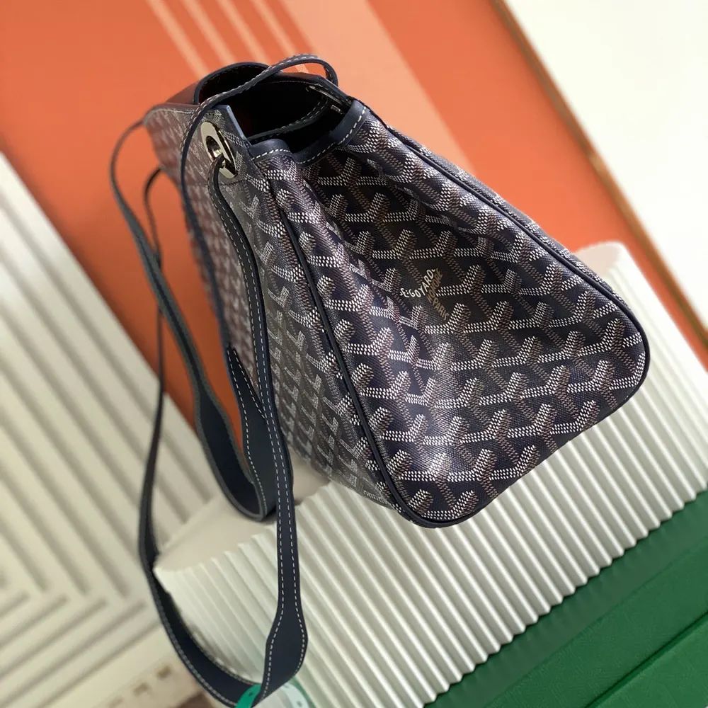 Goyard Unisex Rouette Souple Bag-Navy - image 4