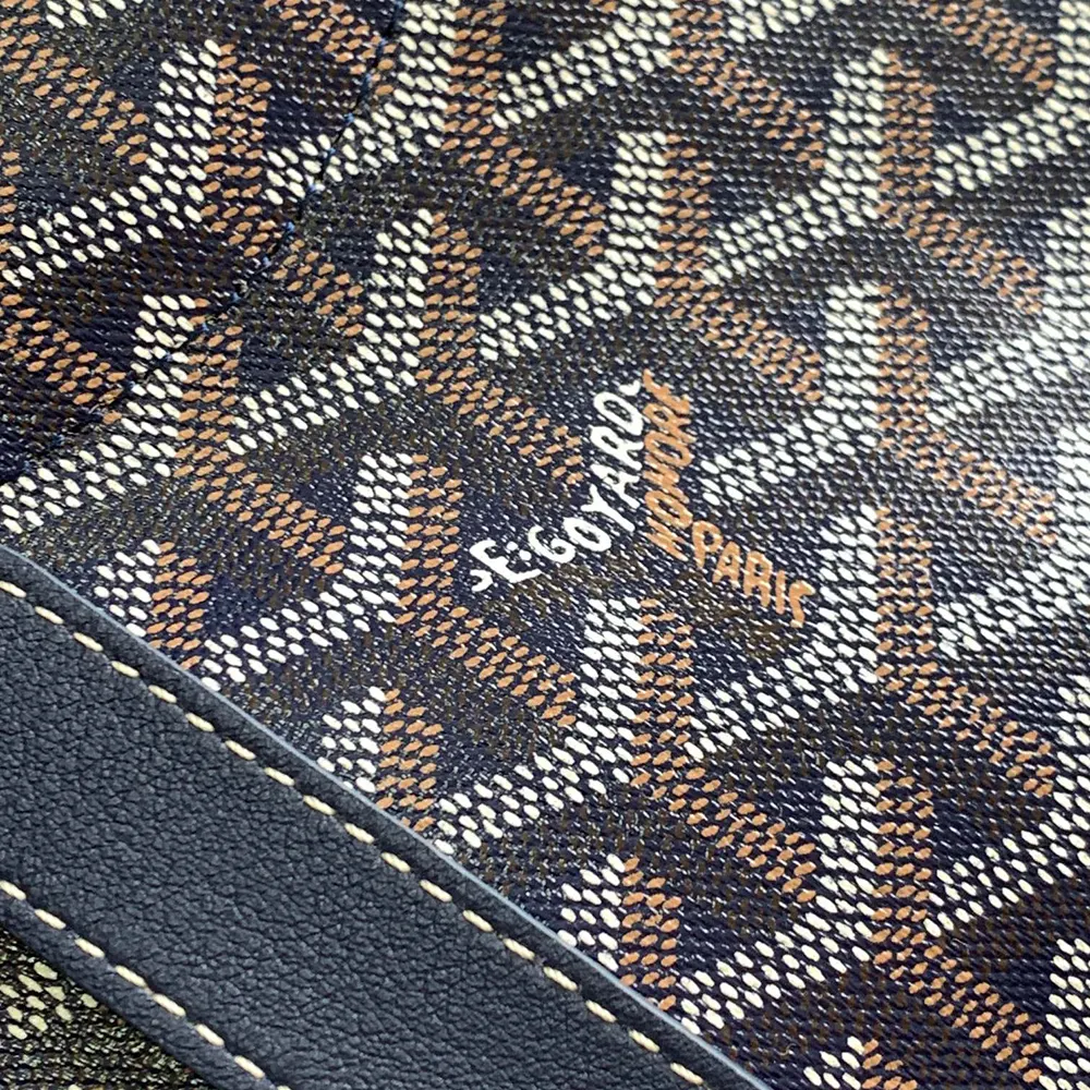 Goyard Unisex Rouette Souple Bag-Navy - image 9
