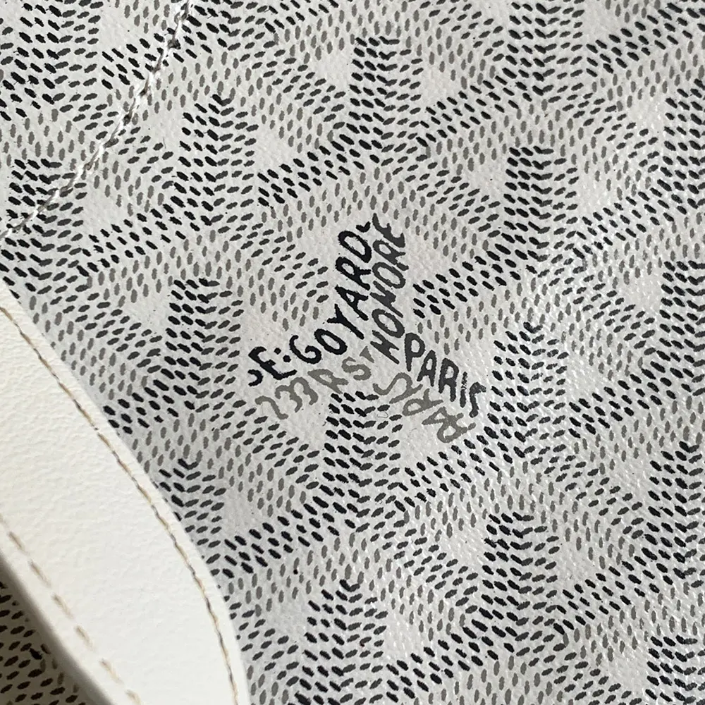 Goyard Unisex Rouette Souple Bag-White - image 9