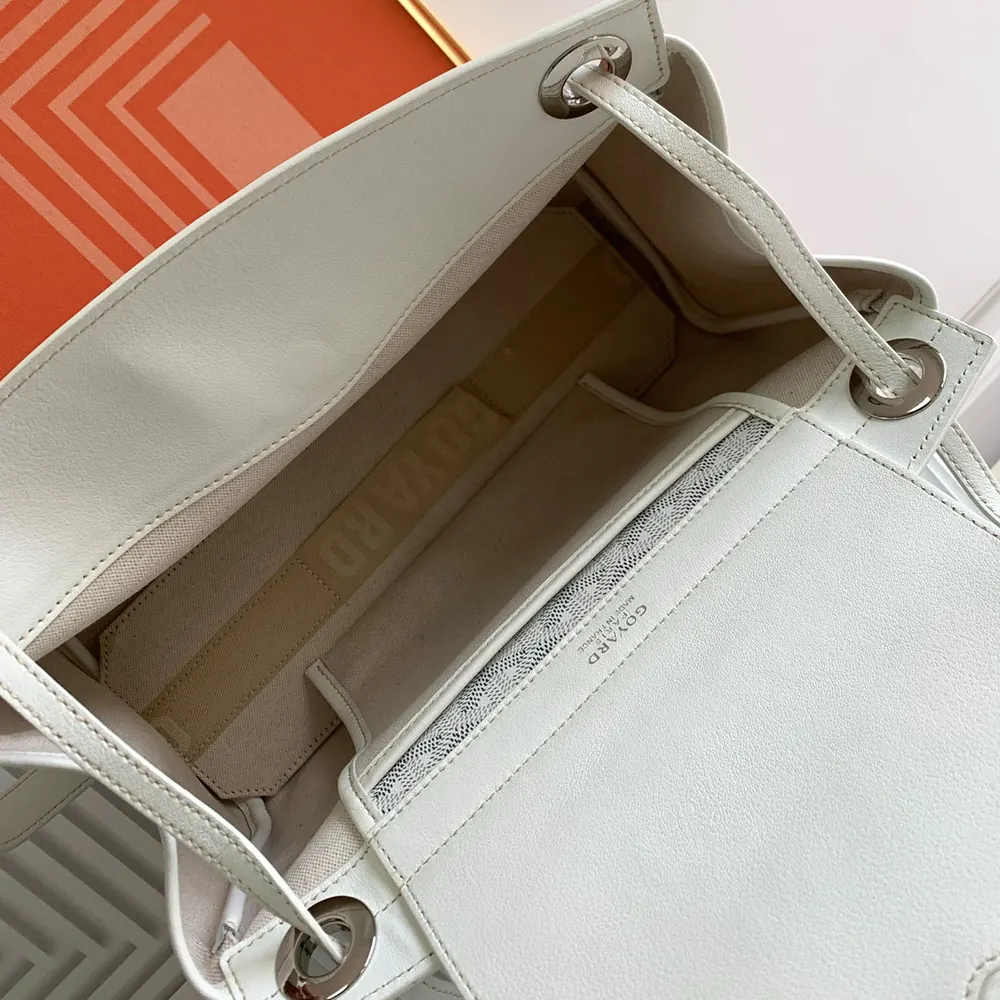 Goyard Unisex Rouette Souple Bag-White - image 6