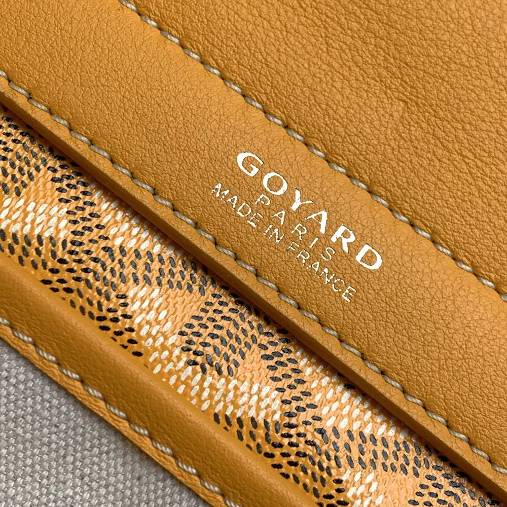Goyard Unisex Rouette Souple Bag-Yellow - image 7
