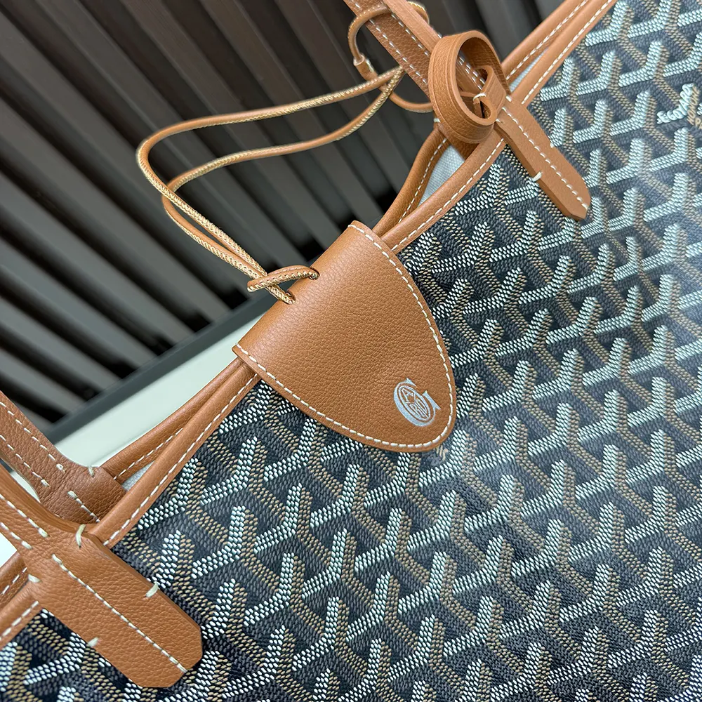 Goyard Unisex Saint Louis Gm Bag-Tan - image 6