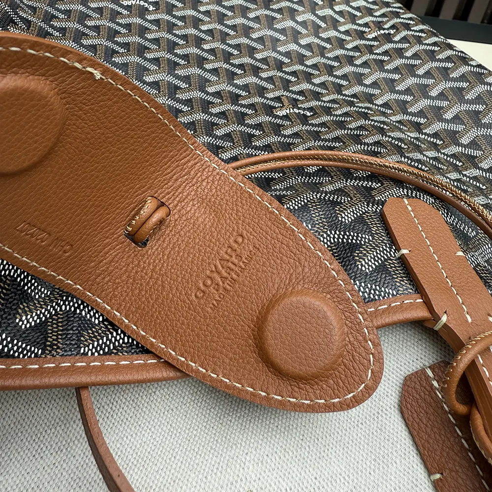 Goyard Unisex Saint Louis Gm Bag-Tan - image 8