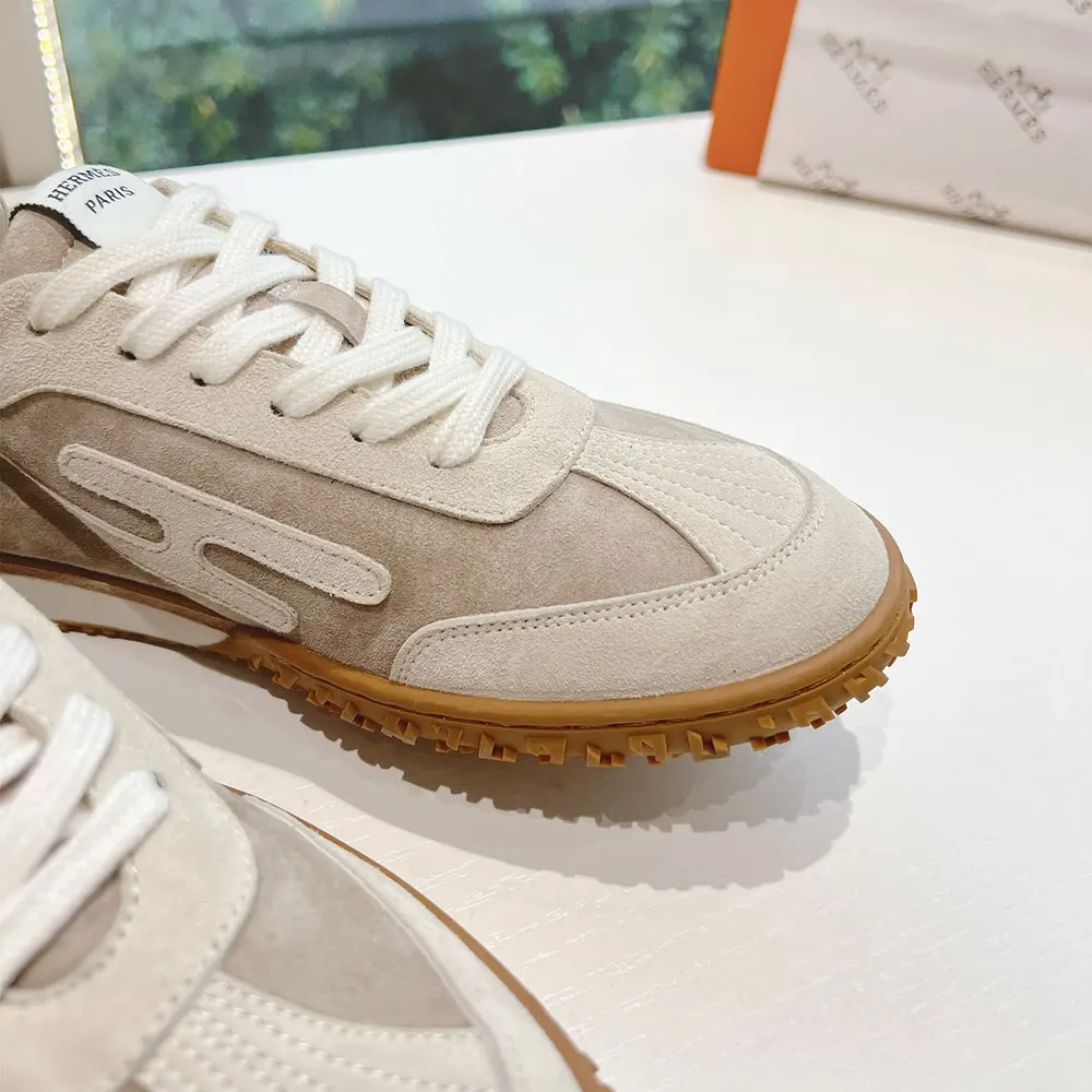 Hermes Unisex Jet Sneaker in Technical Canvas and Suede Goatskin-Beige - image 9