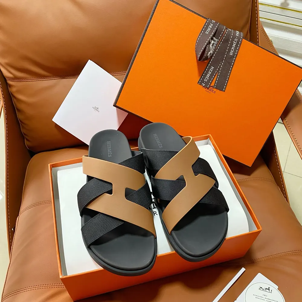 Hermes Unisex Kazimir Sandal-Brown/Black - image 6