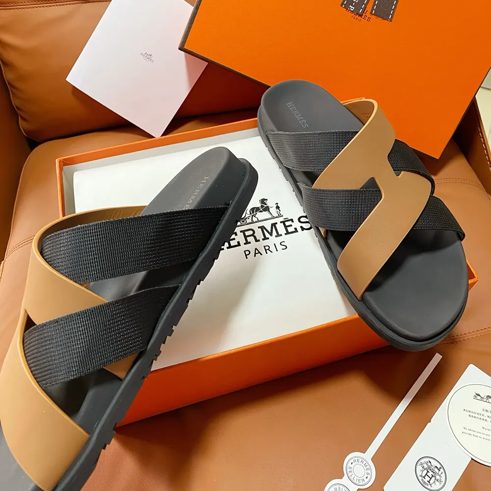 Hermes Unisex Kazimir Sandal-Brown/Black - image 10