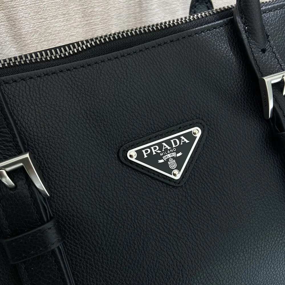Prada Women Bonnie Medium Antiqued Leather Tote Bag-Black - image 9