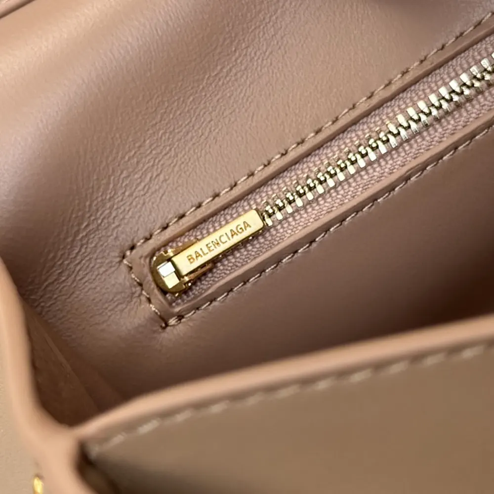 Balenciaga Women Rodeo Handbag Large In latte Smooth Calfskin Aged-gold Hardware - image 9