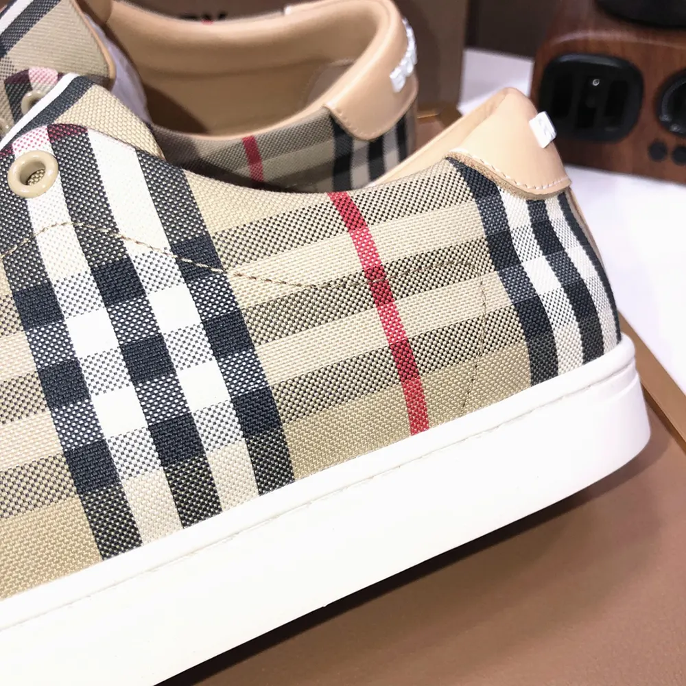 Burberry Unisex Check and Leather Sneakers-80497771 - image 6