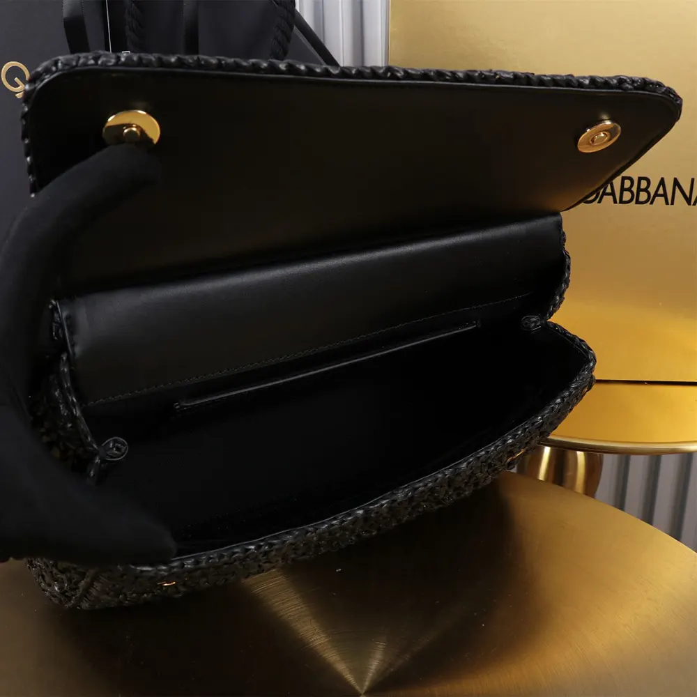 Dolce Gabbana D&G Women Elongated Sicily Handbag-Black - image 9