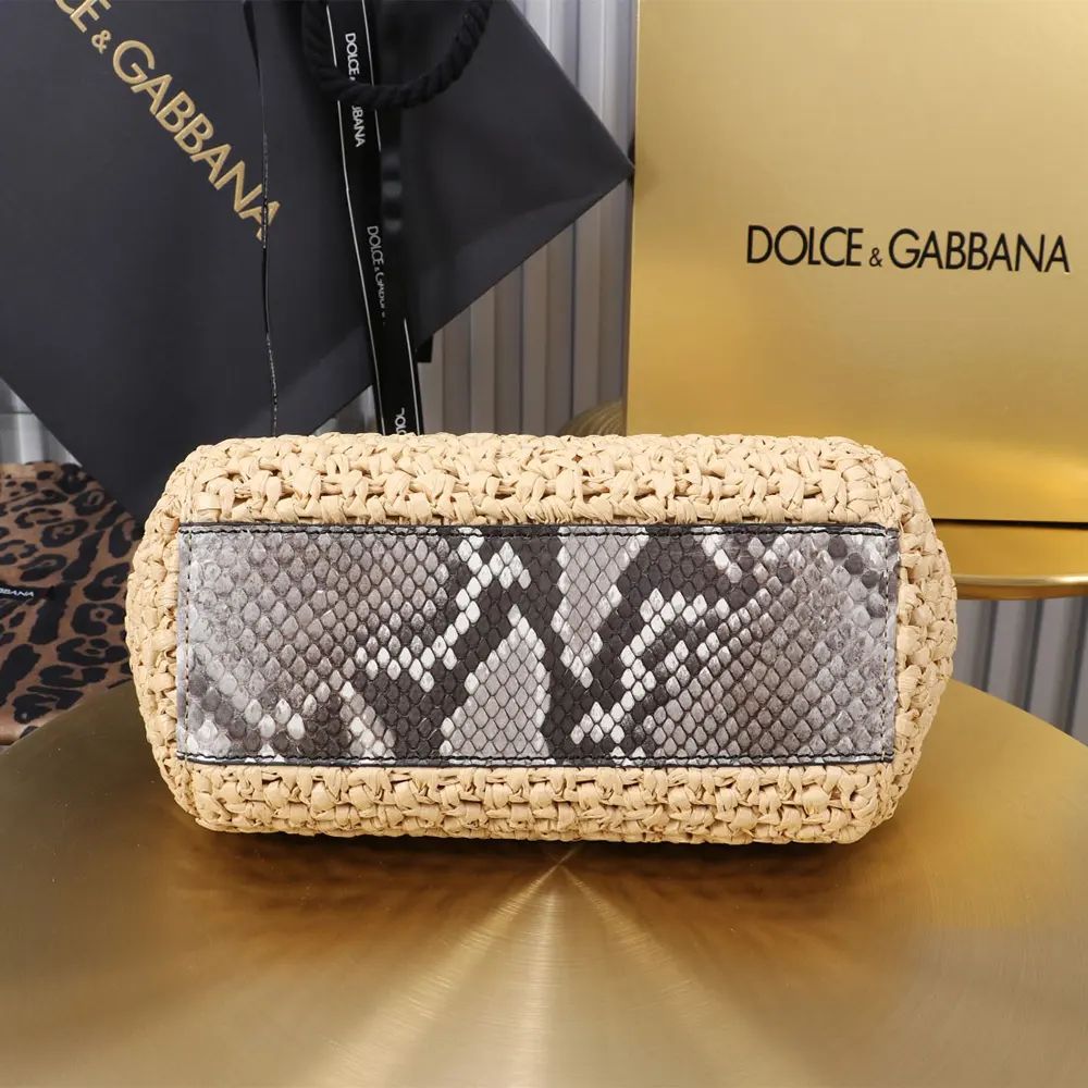 Dolce Gabbana D&G Women Small Sicily Handbag in Crochet Raffia - image 5